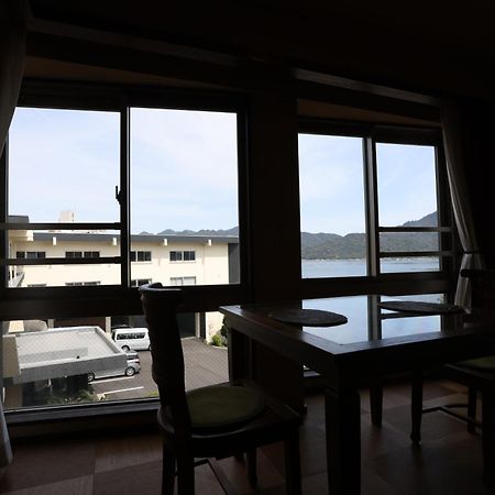 Miyahama Grand Hotel Hatsukaichi Buitenkant foto